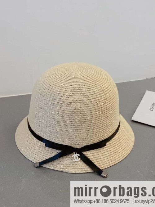 Chanel Chanel 23 years old new straw hat