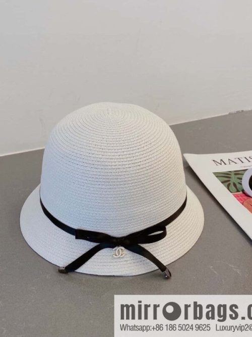 Chanel Chanel 23 years old new straw hat