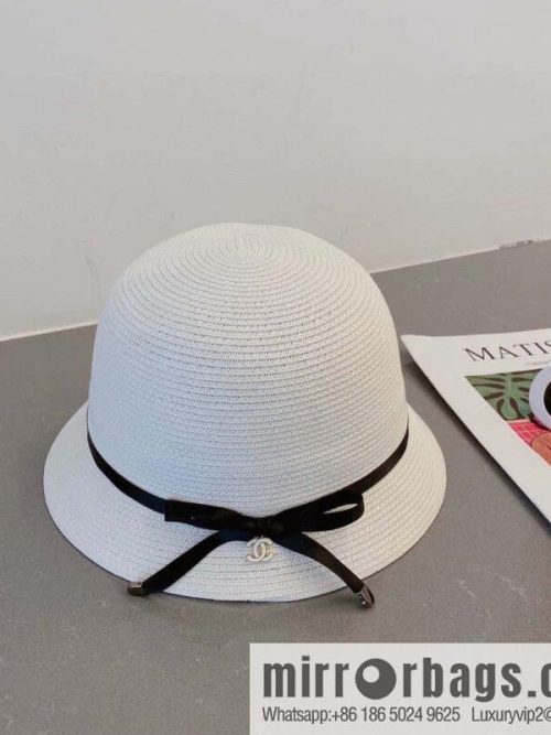 Chanel Chanel 23 years old new straw hat