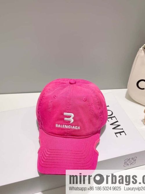 Balenciaga Embroidered letter logo baseball cap