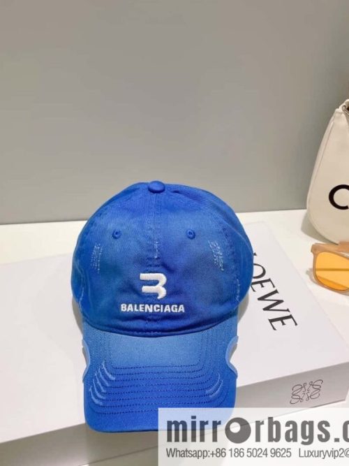 Balenciaga Embroidered letter logo baseball cap