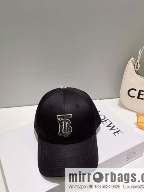 Burberry Burberry Unisex Original Baseball Cap