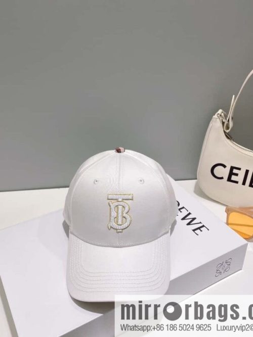 Burberry Burberry Unisex Original Baseball Cap