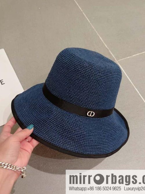 Dior Dior\'s new Lafite straw hat in summer