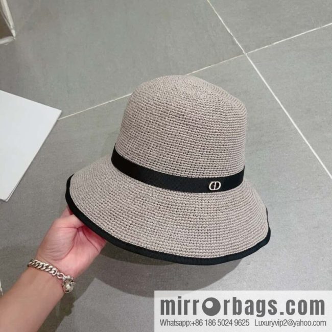 Dior Dior\'s new Lafite straw hat in summer