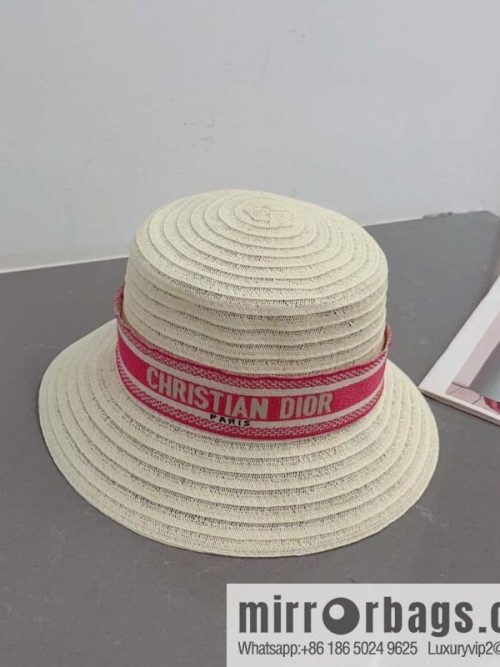 Dior\'s new straw hat