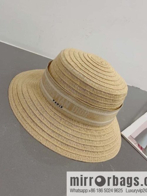Dior\'s new straw hat