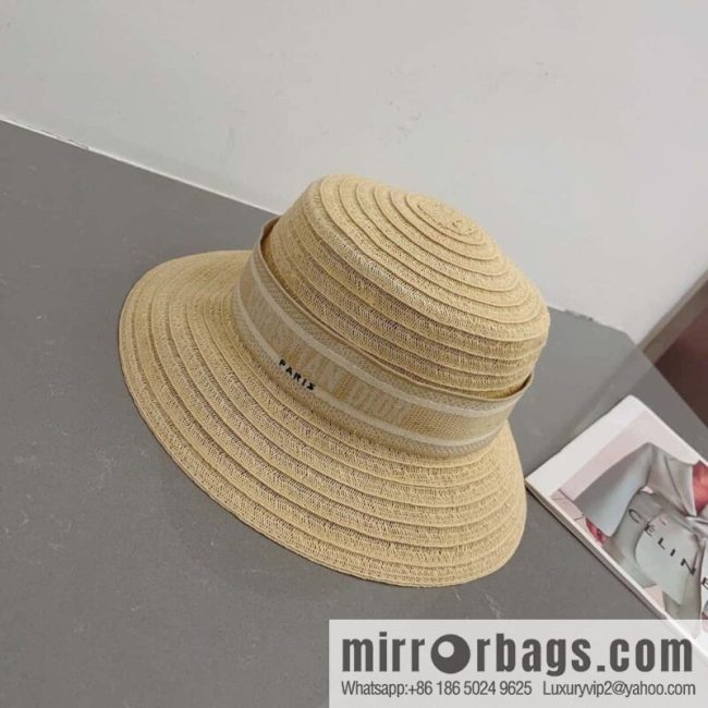 Dior\'s new straw hat