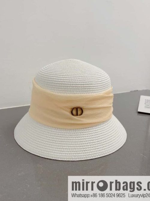 Dior\'s new straw hat
