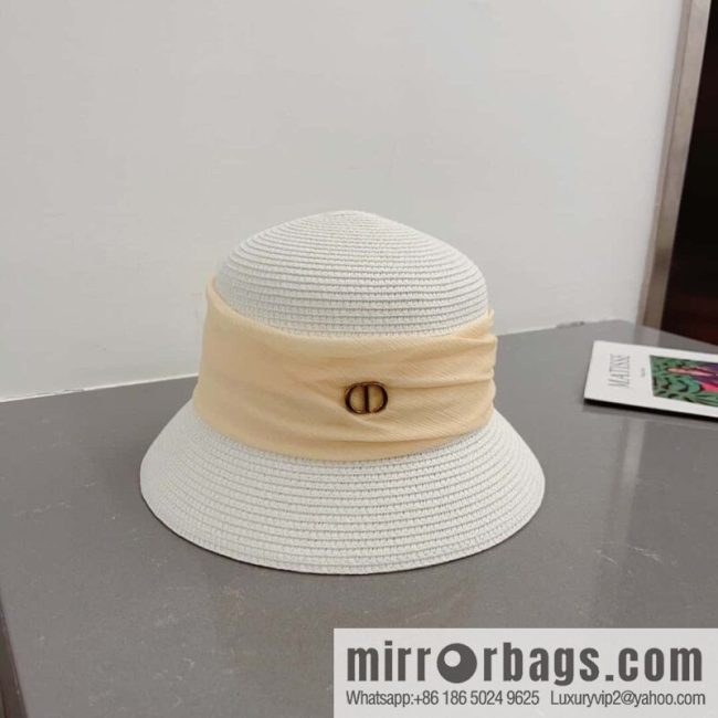 Dior\'s new straw hat
