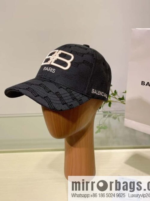 Balenciaga Balenciaga\'s new couple baseball cap