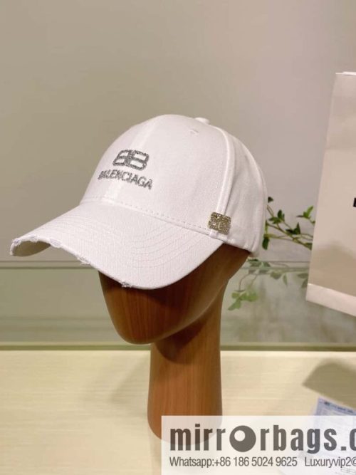 Balenciaga Balenciaga\'s new couple baseball cap