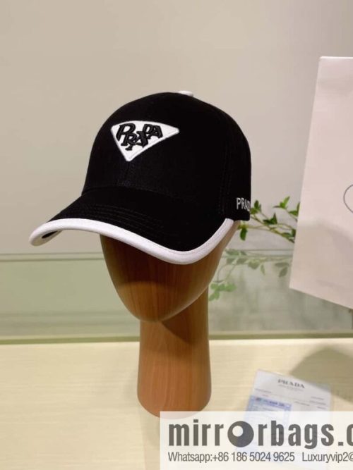 PRADA Prada new embroidered classic triangular label street cotton baseball cap