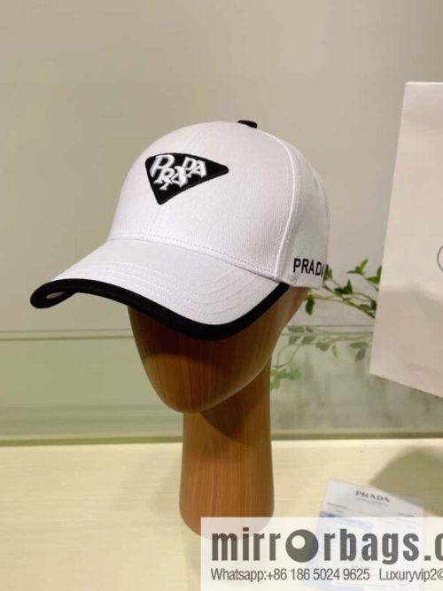 PRADA Prada new embroidered classic triangular label street cotton baseball cap