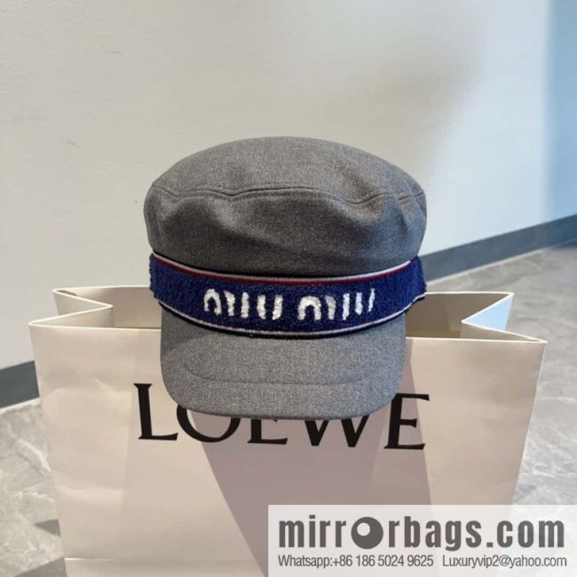 Miu miumiu duck tongue military cap