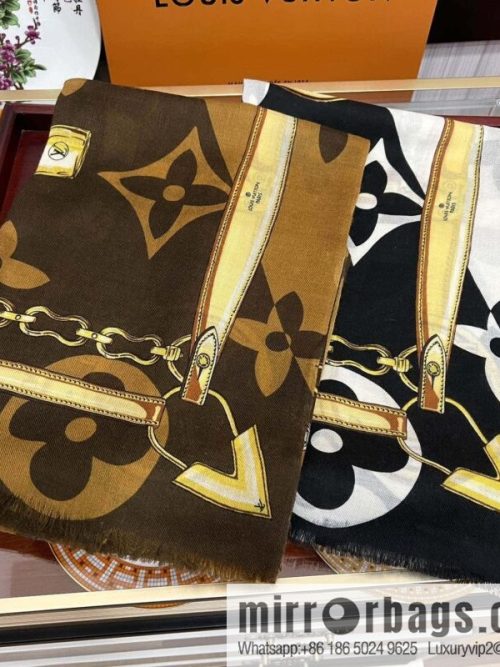 LV Louis Vuitton double-sided ring velvet long towel