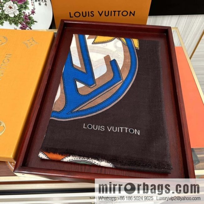 LV Louis Vuitton printed cashmere scarf - Image 3