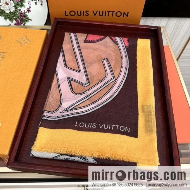 LV Louis Vuitton printed cashmere scarf - Image 4