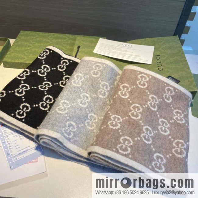 GUCCI Gucci double-sided jacquard classic cashmere scarf