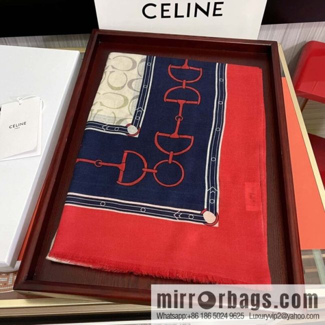 CELINE Ring Fleece - Image 2