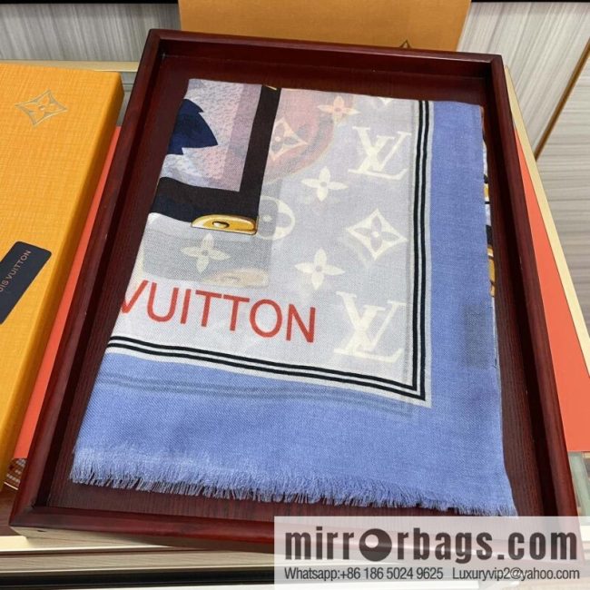 LV Louis Vuitton double-sided ring velvet long towel - Image 4