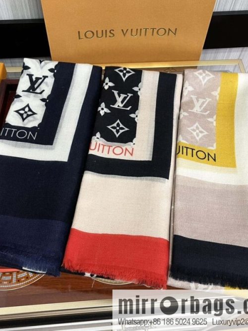 LV Louis Vuitton double-sided ring velvet long towel