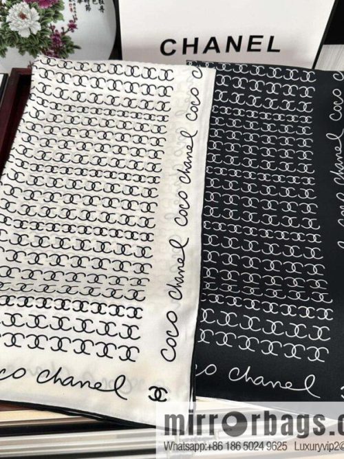 CHANEL Chanel children\'s fun letter silk scarf