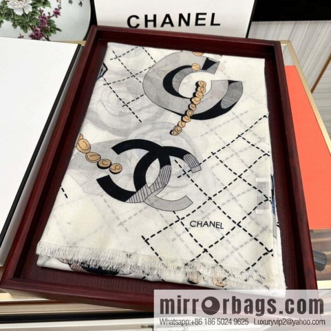 CHANEL Chanel Flower Double C Cashmere Long Towel - Image 3
