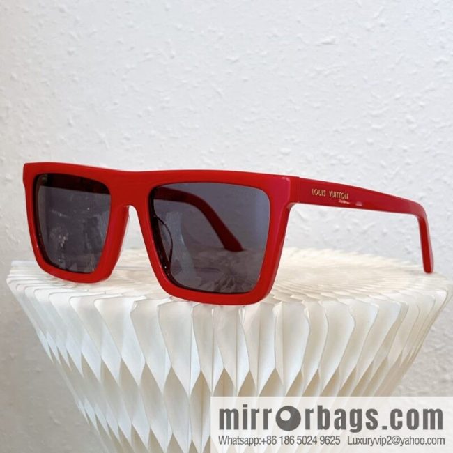LV Louis Vuitton Square Unisex Sunglasses - Image 5
