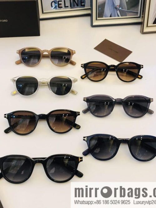 TOM FORD Tom Ford Plate Frame Unisex Sunglasses