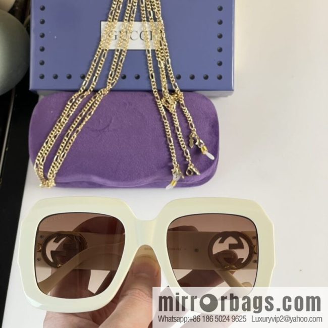 GUCCI Gucci Classic Retro Style Ladies Sunglasses - Image 3