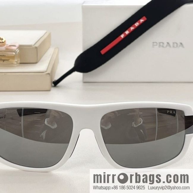 Prada Sport Men\'s Sunglasses - Image 4