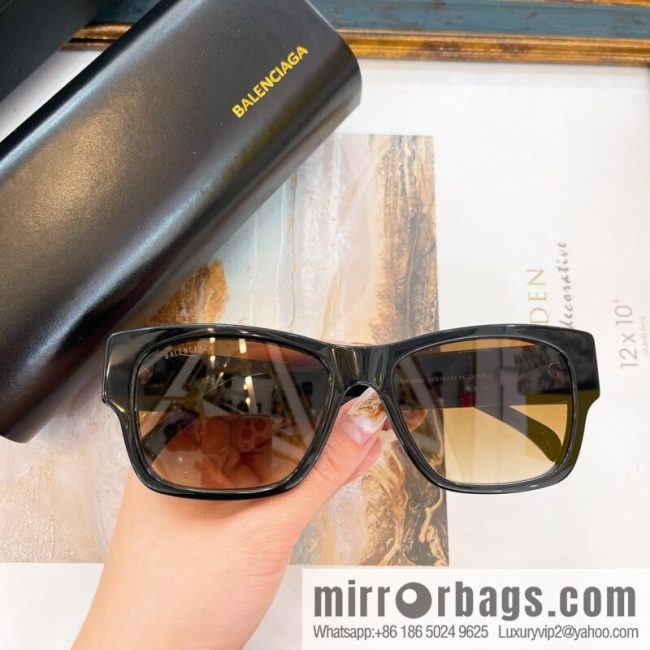 BALENCIAGA Balenciaga square frame unisex sunglasses - Image 2