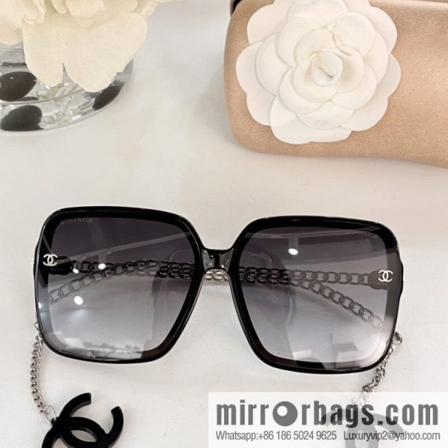 Chanel pendant women\'s sunglasses - Image 5