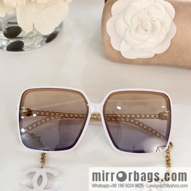 Chanel pendant women\'s sunglasses - Image 7