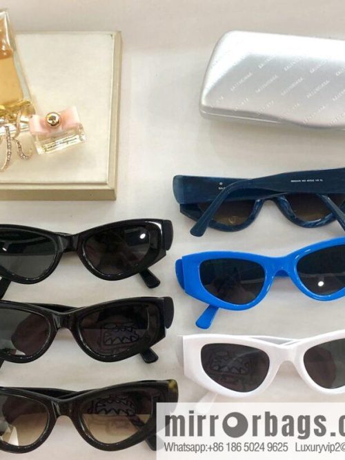 BALENCIAGA Balenciaga Classic Double B Letter Logo Women\'s Sunglasses