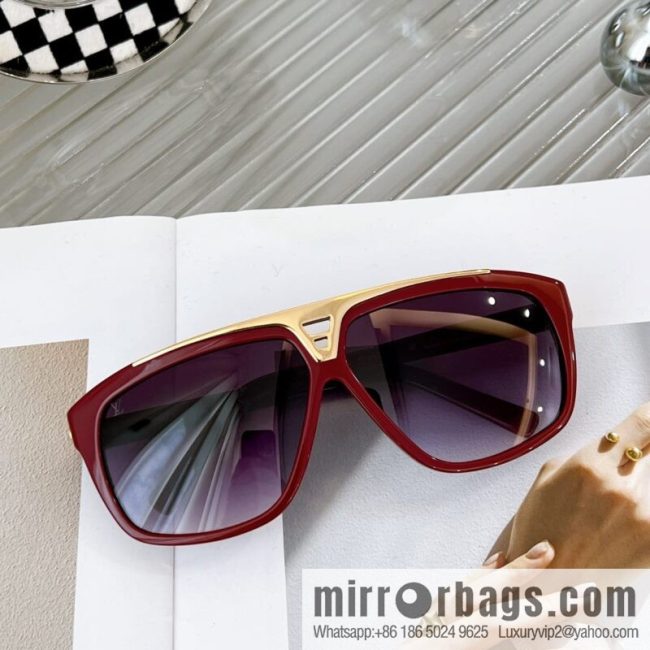LV Louis Vuitton Large Frame Unisex Sunglasses - Image 2