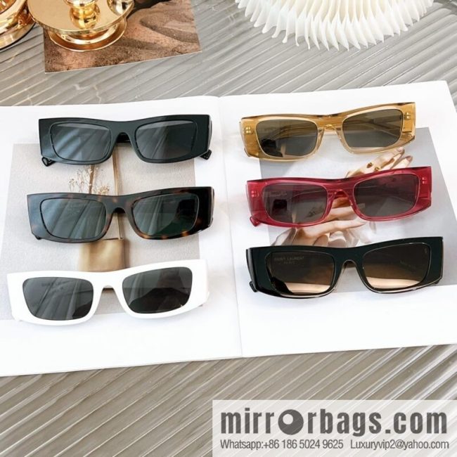 SAINT LAURENT Saint Laurent square sunglasses