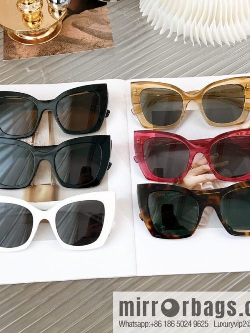 SAINT LAURENT Saint Laurent Large Frame Unisex Sunglasses