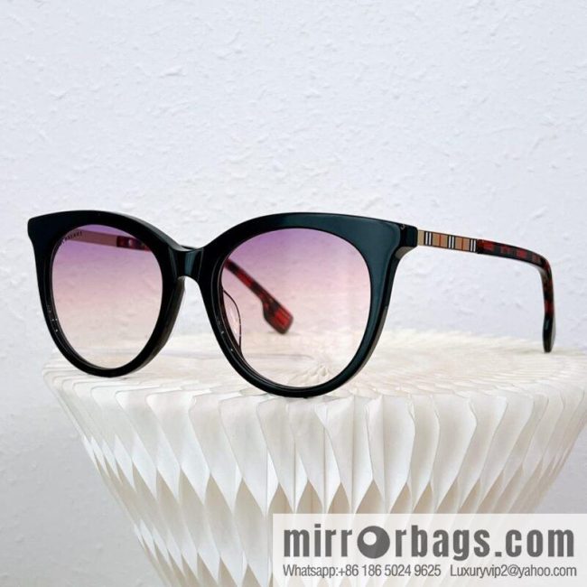 Burberry Round Frame Women\'s Sunglasses - Image 8