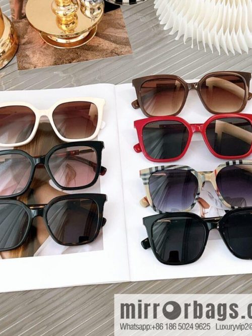 Burberry Burberry Square Unisex Sunglasses