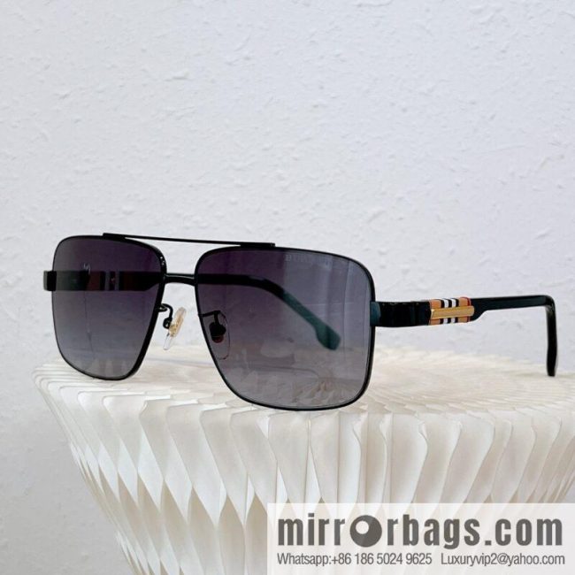 Burberry Burberry Square Unisex Sunglasses - Image 3