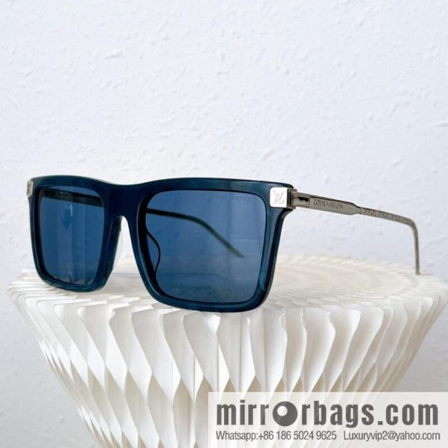 LV Louis Vuitton Square Unisex Sunglasses - Image 6