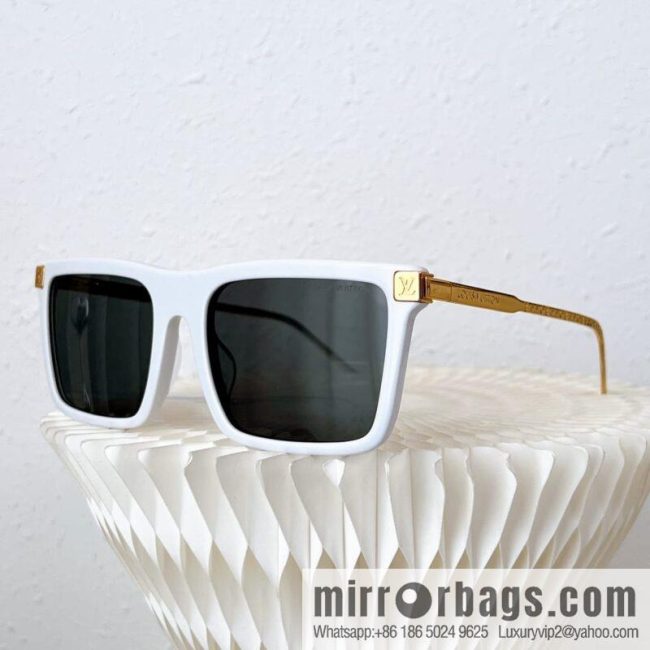 LV Louis Vuitton Square Unisex Sunglasses - Image 7