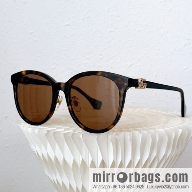 GUCCI Gucci Round Frame Unisex Sunglasses - Image 2