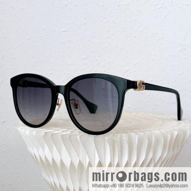 GUCCI Gucci Round Frame Unisex Sunglasses - Image 3