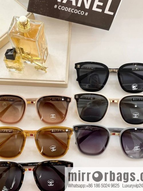 CHANEL Chanel versatile square sunglasses