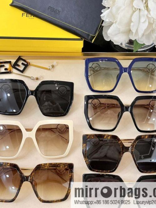 Fendi classic large square women\'s sunglasses