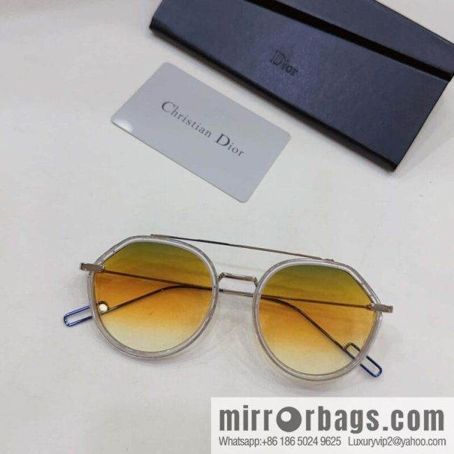 Dior Round Frame Women\'s Sunglasses - Image 6