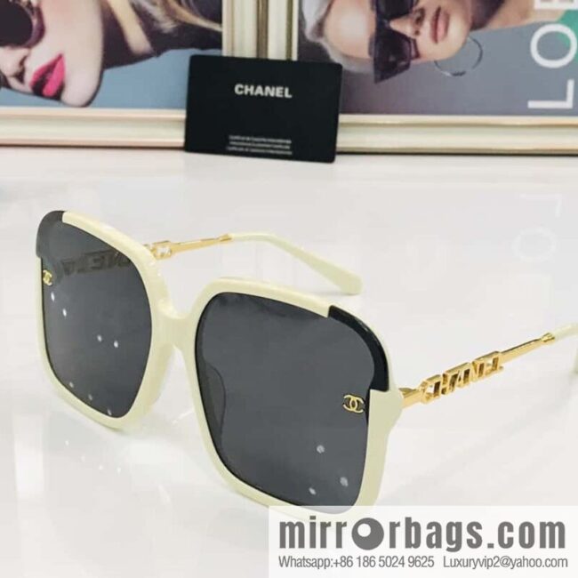 Chanel square women\'s sunglasses